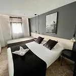 Madison 3*